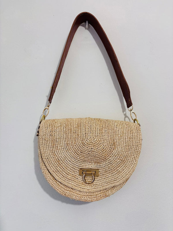 Sac demi-rond en Raphia