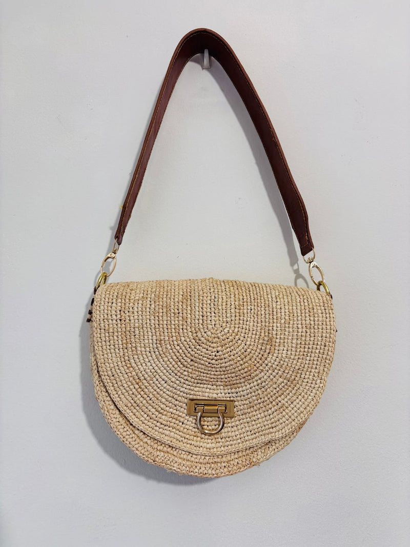 Sac demi-rond en Raphia